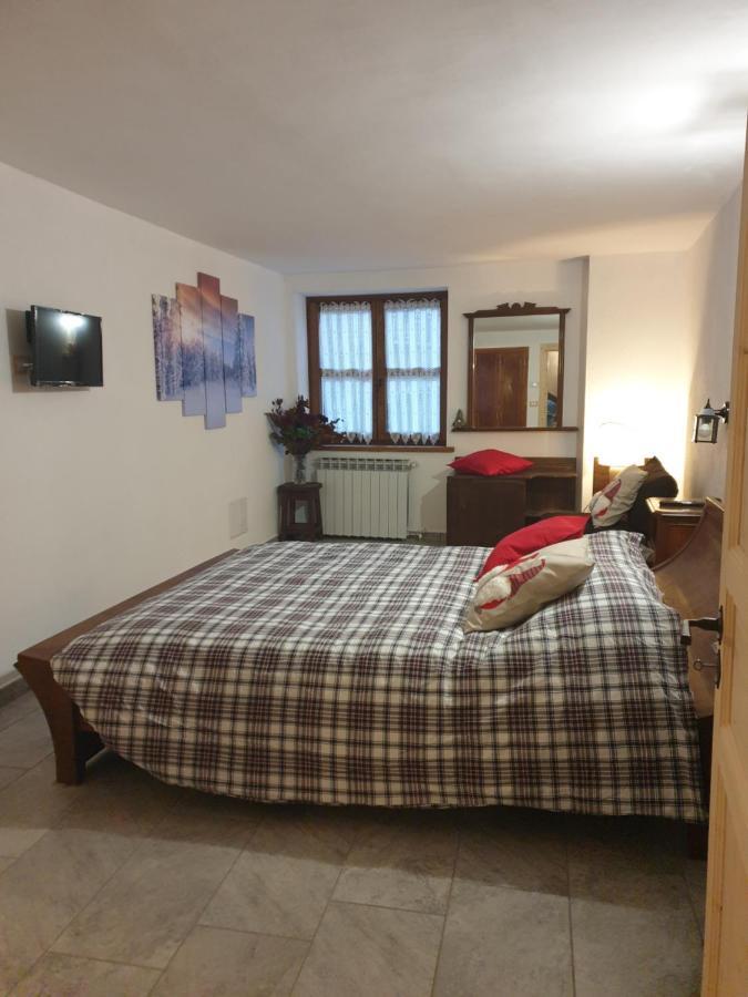 Antica Casa Occitana Bed and Breakfast Sampeyre Εξωτερικό φωτογραφία